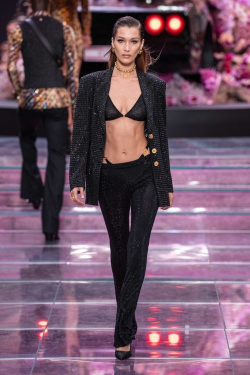 Asha Greyjoy - Versace SS2020 Menswear