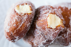 ransnacked:vanilla cream-filled doughnuts | brown eyed baker Ummmmmm YES!!! I think everyone should have donuts for breakfast on their birthday ;)