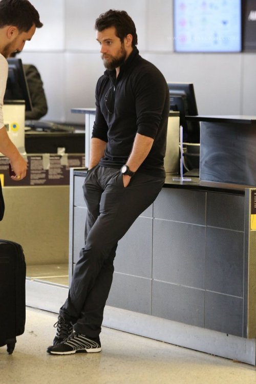 sweetjames: He looked so God damn good here 😍😍😍