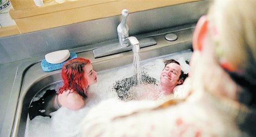 Eternal Sunshine of the Spotless Mind (2004)Love this film.