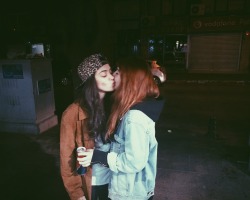 Adorablelesbiancouples:  Selin&Amp;Amp;Nisan Http://Www.tumblr.com/Blog/Gayaliensfromspace