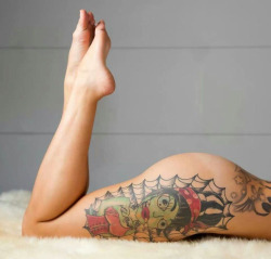 we-require-more-tatooed-girls:  More @ http://we-require-more-tatooed-girls.tumblr.com