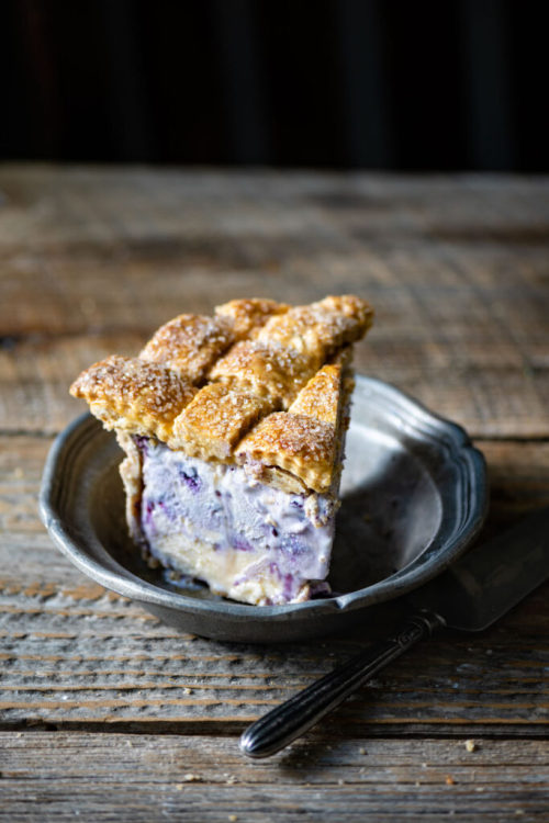 grayskymorning:Blueberry Ice Cream Pie