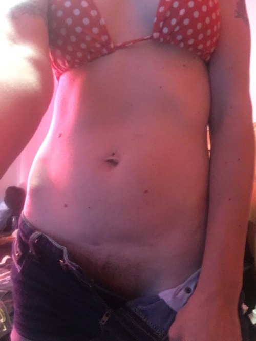 blackxm: After swimming a little commando fun