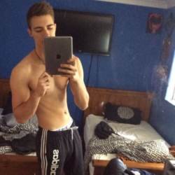 requestednudes:  straightkikboys:  Of course he’s ripped, he’s from Florida. Follow Straight Kik Boys for more!  These are the kinda guys I’m hoping to get to ;)