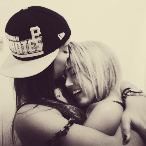 lovel-ylesbian:  