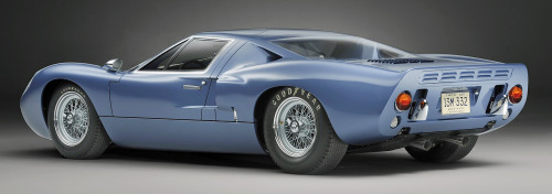 Porn carsthatnevermadeitetc:  Ford GT40 MkIII XP130-1, photos