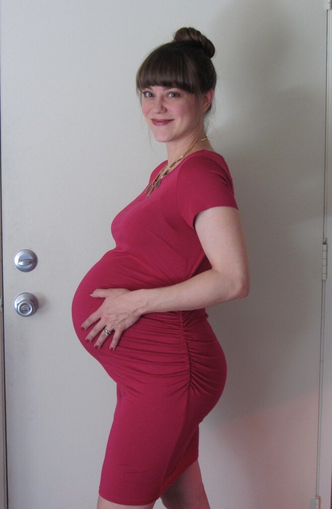 sexypregnancy:You really need to get your preggo chick in some of the best nursing