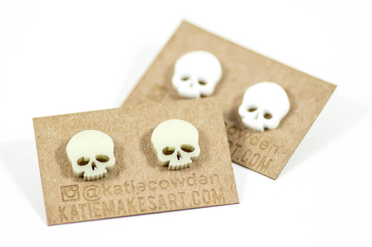 sosuperawesome:  Killer Queen Jewelry on Etsy  See our ‘witch’ tag  Follow So