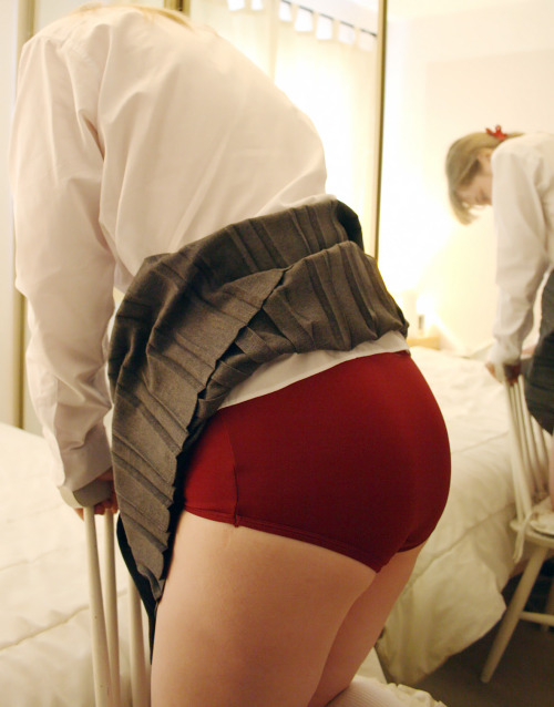 Must be getting close to time for a random knicker inspection. From some of the messages I have rece
