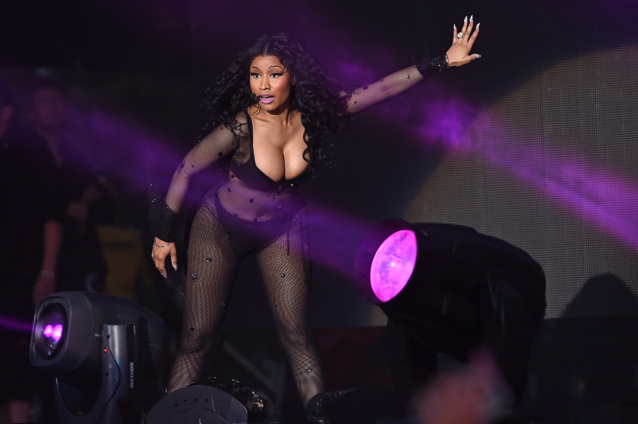 blackfemalecelebrities:  Nicki Minaj - New Look Wireless Festival in London - 07.05.2015