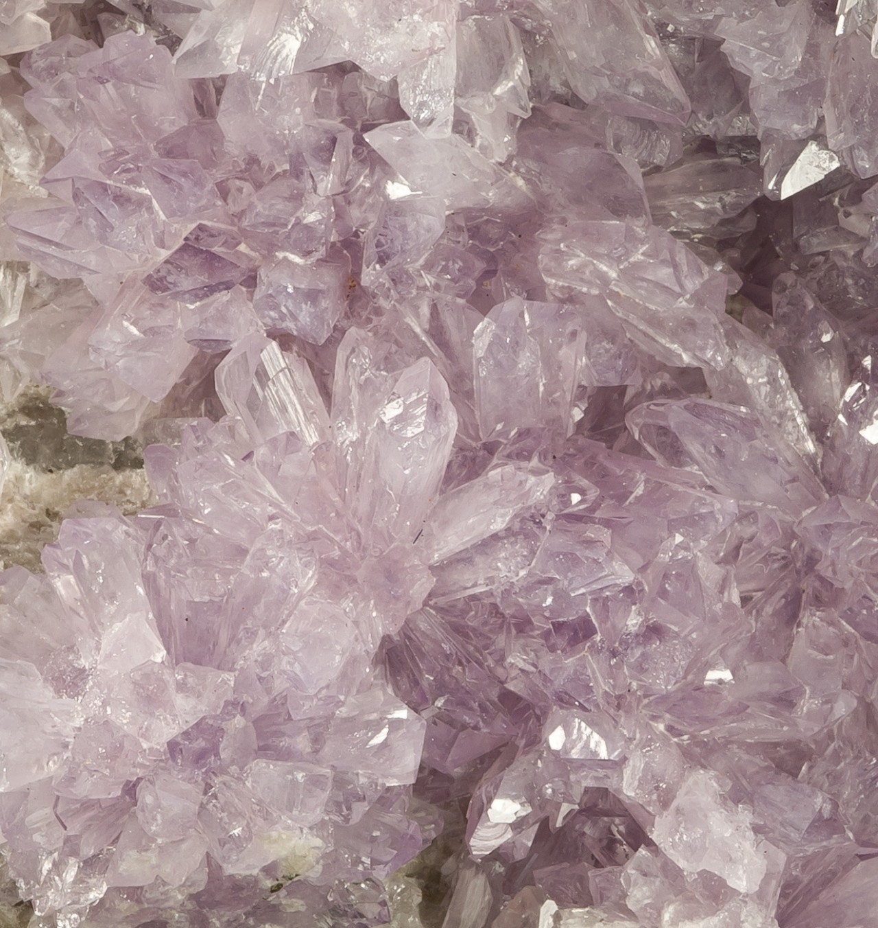 fuckyeahmineralogy:  Creedite; Anaconda Mine, Nevada