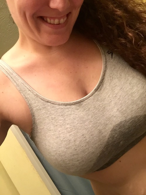 jigglybeanphalange:  My drippy, sweaty, sweet n salty is craving to be consumed! Ready to feed the need and do the fucking deed?!   Your pussy is my obsession <3