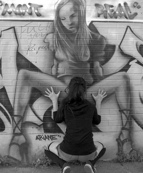 Porn Pics gambl3: Damm street art.