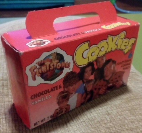 coolstuffifoundatgoodwill:foundstufffunstuff:Here is a 24 year old unopened box of Flintstones cooki