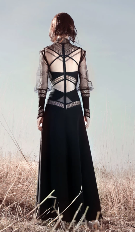 celinamarniss:Gowns for Aava Arek HASSIDRISS ‘Burning Shadows’ Collection, Fall/Winter 2019