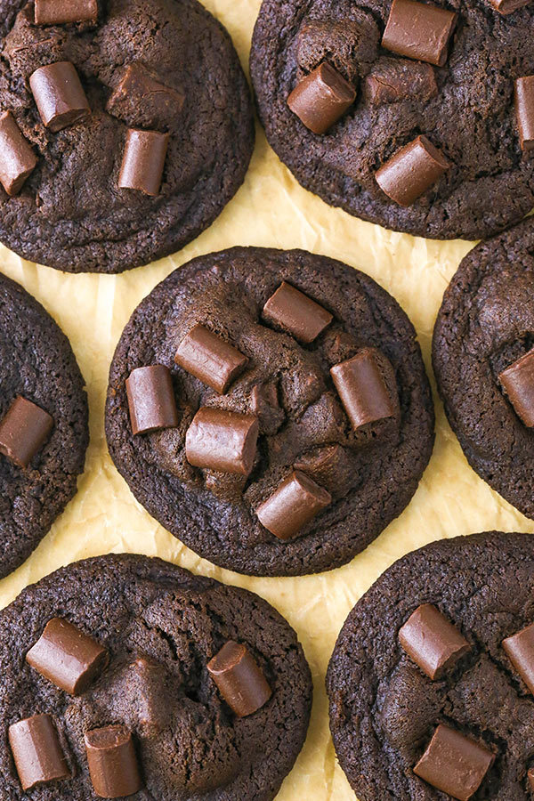 sweetoothgirl:  DOUBLE CHOCOLATE CHUNK COOKIES  