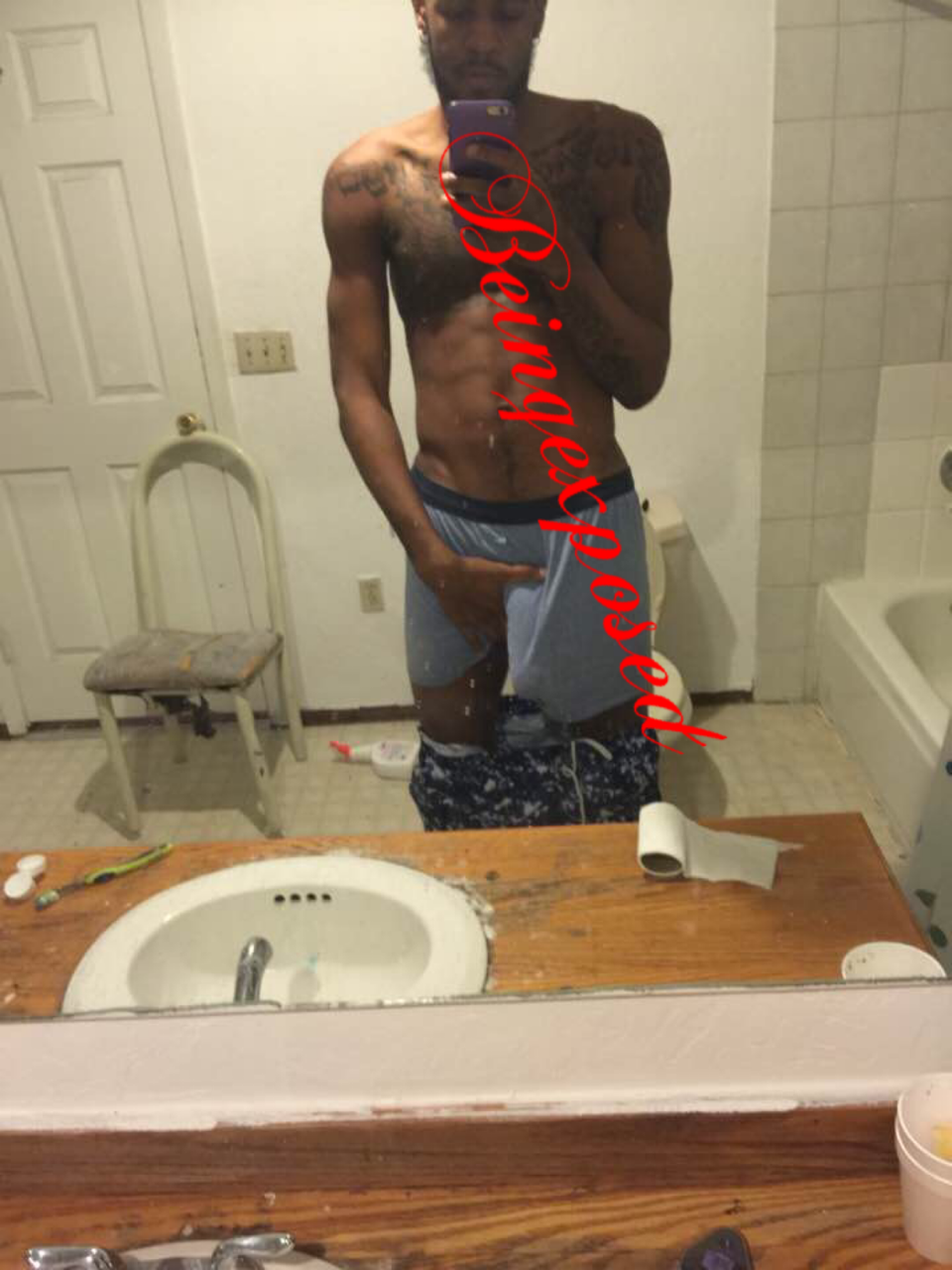 Please follow:1.http://nudeselfshots-blackmen.tumblr.com/2.http://gayhornythingz.tumblr.com/3.http://nudeselfshotsofmen.tumblr.com/