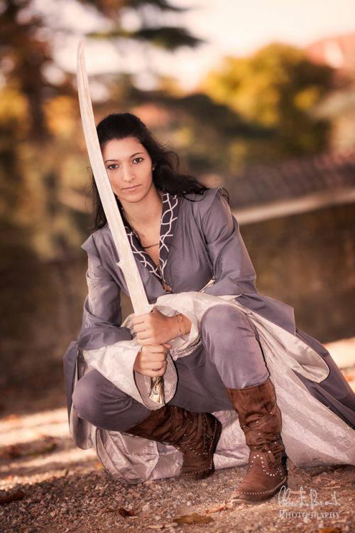 Arwen cosplay by luciaskycosplay! Twitter: twitter.com/Miss_Sky_Marble WorldCosplay: worldcosplay.ne