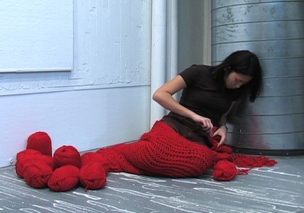chetfakersfanclub:  iwantmyartnow:Bea Camacho, Enclose. 2005 Single-channel video  11 hours These pictures are from a video documentation  which deals with ideas of isolation, security, shelter and of shaping one’s own environment. The video documents