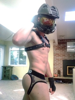 rbkillerscomic:     verdeinvolumes:  seattletmbl:  Prepare your butts for mASSter chief at the Seattle Eagle tonight. Tyler Rush on Twitter.   A sequel of sorts to the first Photoshop job of Tyler Rush&rsquo;s Videogame inspired, gogo outfits. I present