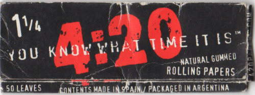 zeppelin-child:Rolling papers from the 1970’s.