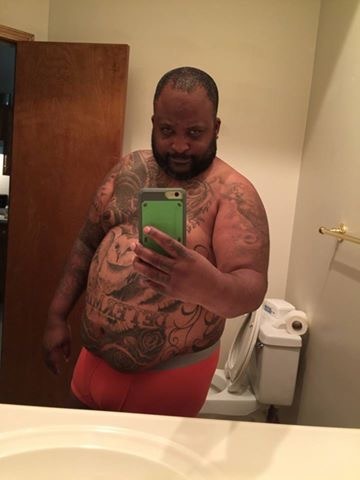 bigboyzplace: bearsofcolor: @yreffej1970​ SEXY TATTOOED BIG BOY