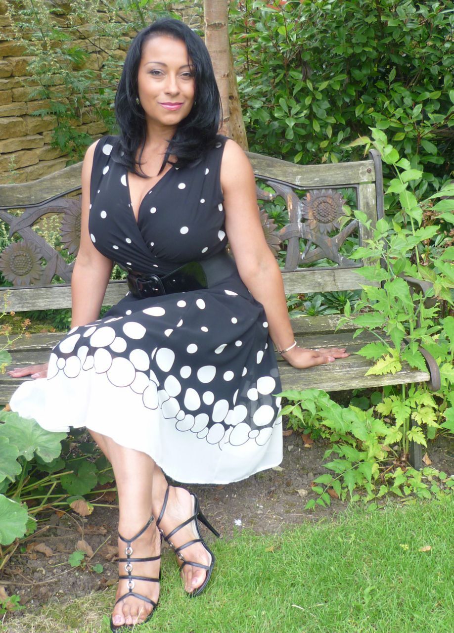 britishmilfs:  Danica Collins 