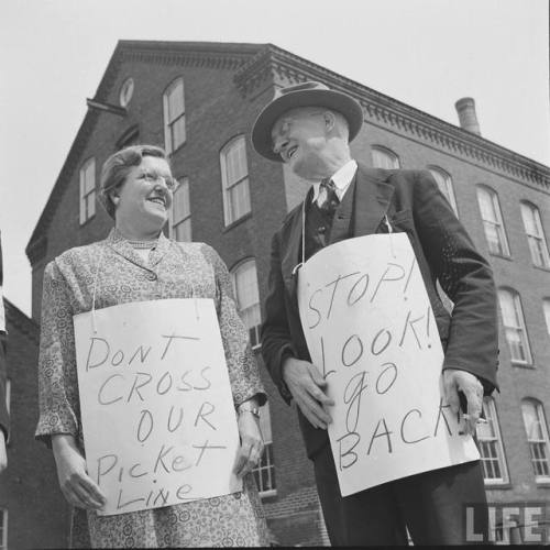 Stop! Look! Go Back!(Yale Joel and Michael Rougier. 1951