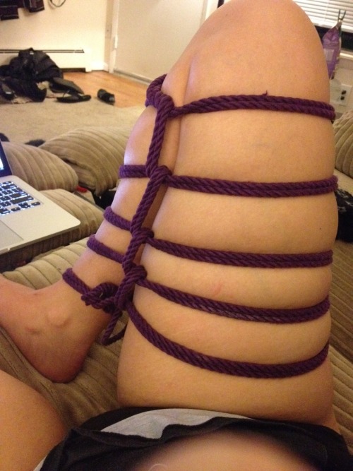 duchessbitchqueen:  My attempts at practicing the futomomo tie and the rope marks after 😊