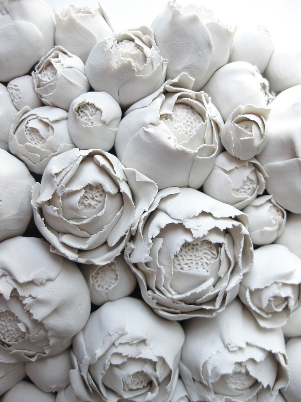 culturenlifestyle:Stunning Ceramic Bouquets Burst with Life by Angela Schwer  California-based