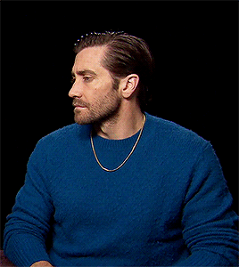gyllenhaalgifs:and it’s nice to meet someone who’s at his level who isn’t a crazy person.