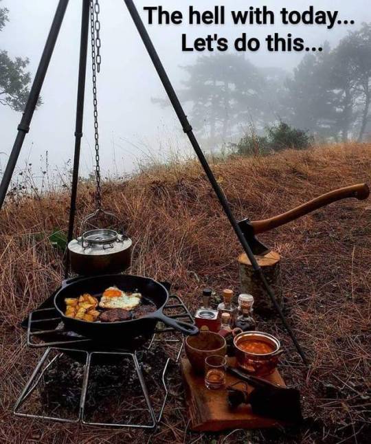 jojabean82: simpleguyinacomplexworld:   805sunshine:    ✌️   Let’s….and stay for 4 or 5 or more days 