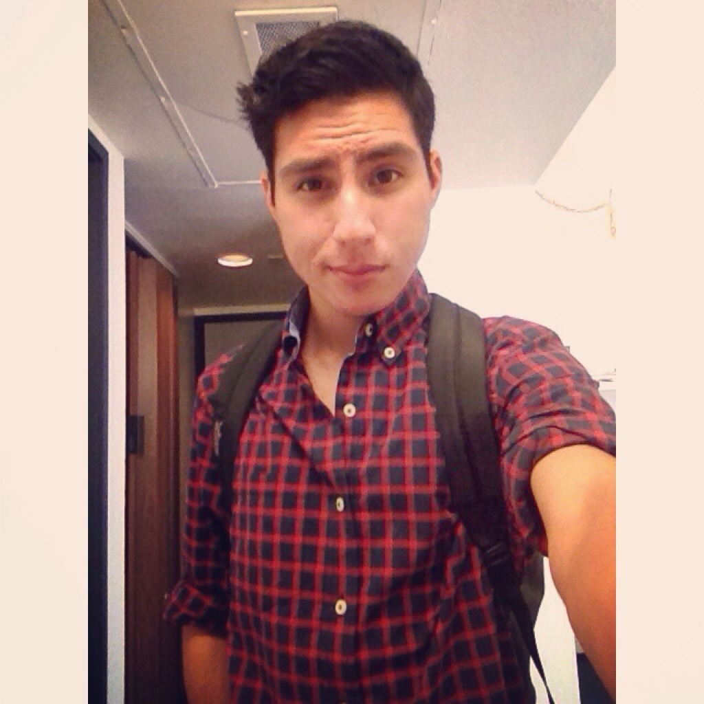 pineapple-ninja:  School selfies 📚😚 