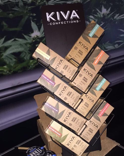 @kiva_confections is here sampling until 3 pm http://ift.tt/29Yqluc