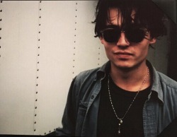 omgjackiesparrow:  New/Old photo of Johnny Depp ❤️ 