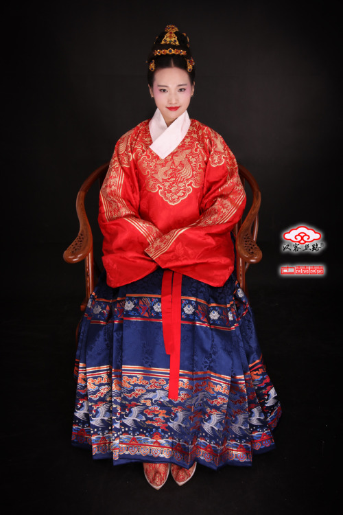 Ming Dynasty Imperial dress part 2Source