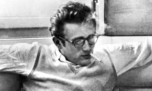 pierppasolini:  James Dean photographed by Phil Stern, 1955. 