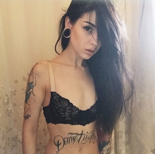 imstillnotnude