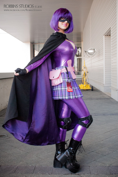robbinsstudios:  Hitgirl cosplayed by Courtney Walland Shot at PAX East 2013 
