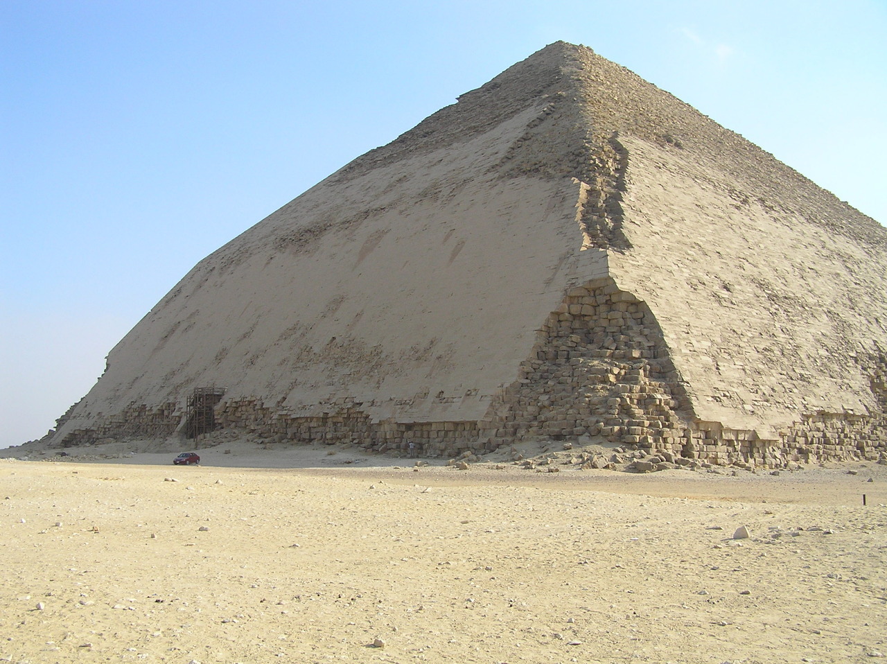 STITPICS — And here it is, the BENT PYRAMID of Sneferu at...