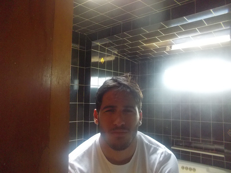 nastyboz:  willwork4wood:  damn. daaaaaaaaaaaaaaaaaaaamn!!!!!!!!!!  Hot str8 guy