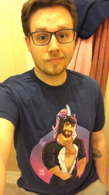 lord-of-tol-galen:Figured I’d share this here too, my new t-shirt courtesy of @bobobearart. Love it! Soft and comfy as Hell! Follow him, and be sure to check his stuff out! 😜