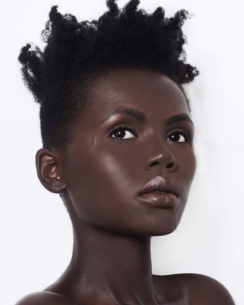 continentcreative: Liliann Uwanyuze by Brandon Hicks | Makeup by Nimai Marsden