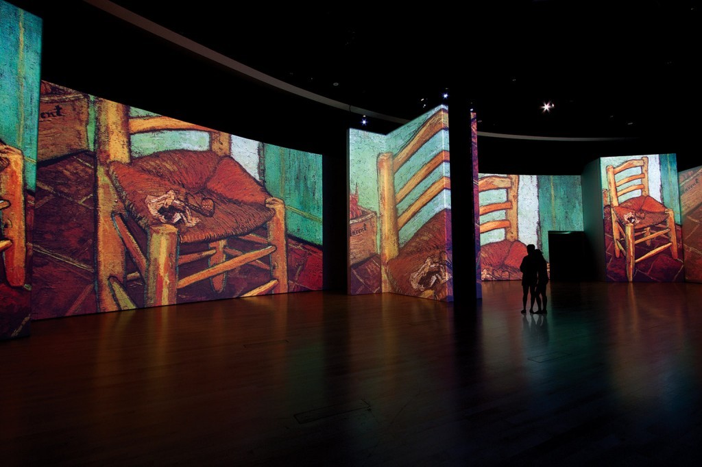 illuminaudo:  asylum-art:&lsquo;Van Gogh Alive&rsquo; Multimedia Exhibition