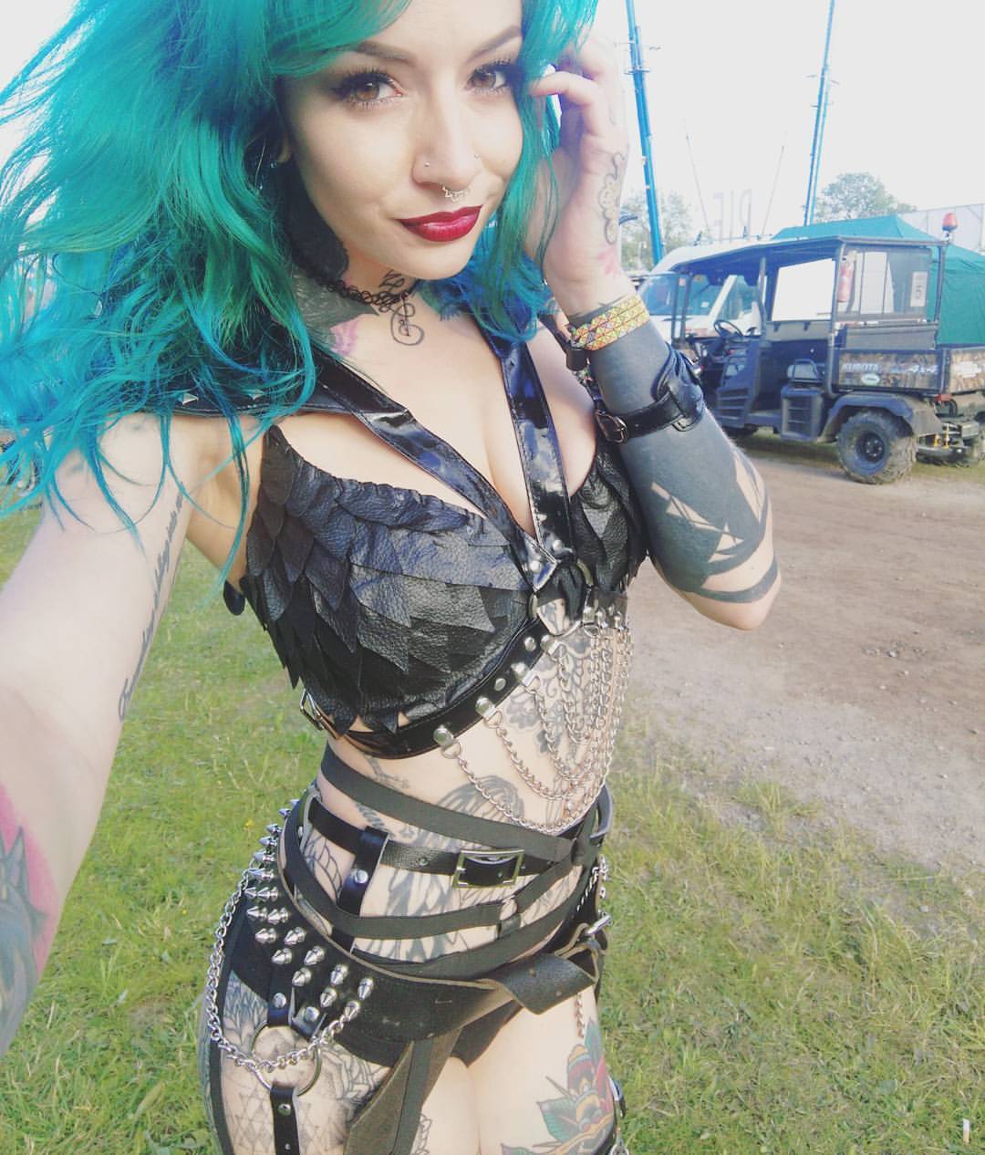 nauticaldreamer:  Day two at Silverstone 👊