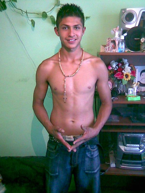 omar-coleccionistadevergas:  Este papito adult photos