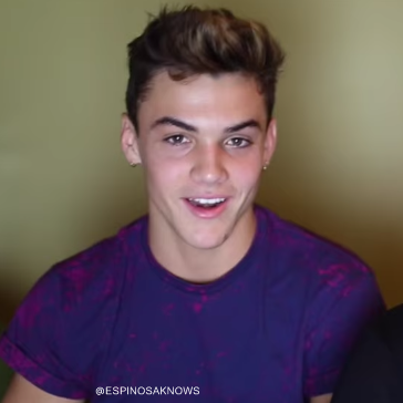 magcon-pack:  If you take please give the creditsSe você pegar por favor dê os