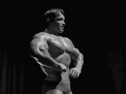 oldiegoldies:  From lat spred to most muscular.