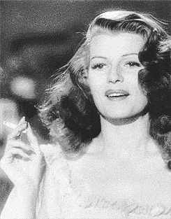 Porn Pics gehsteigparty:  Rita Hayworth in Gilda (1946)